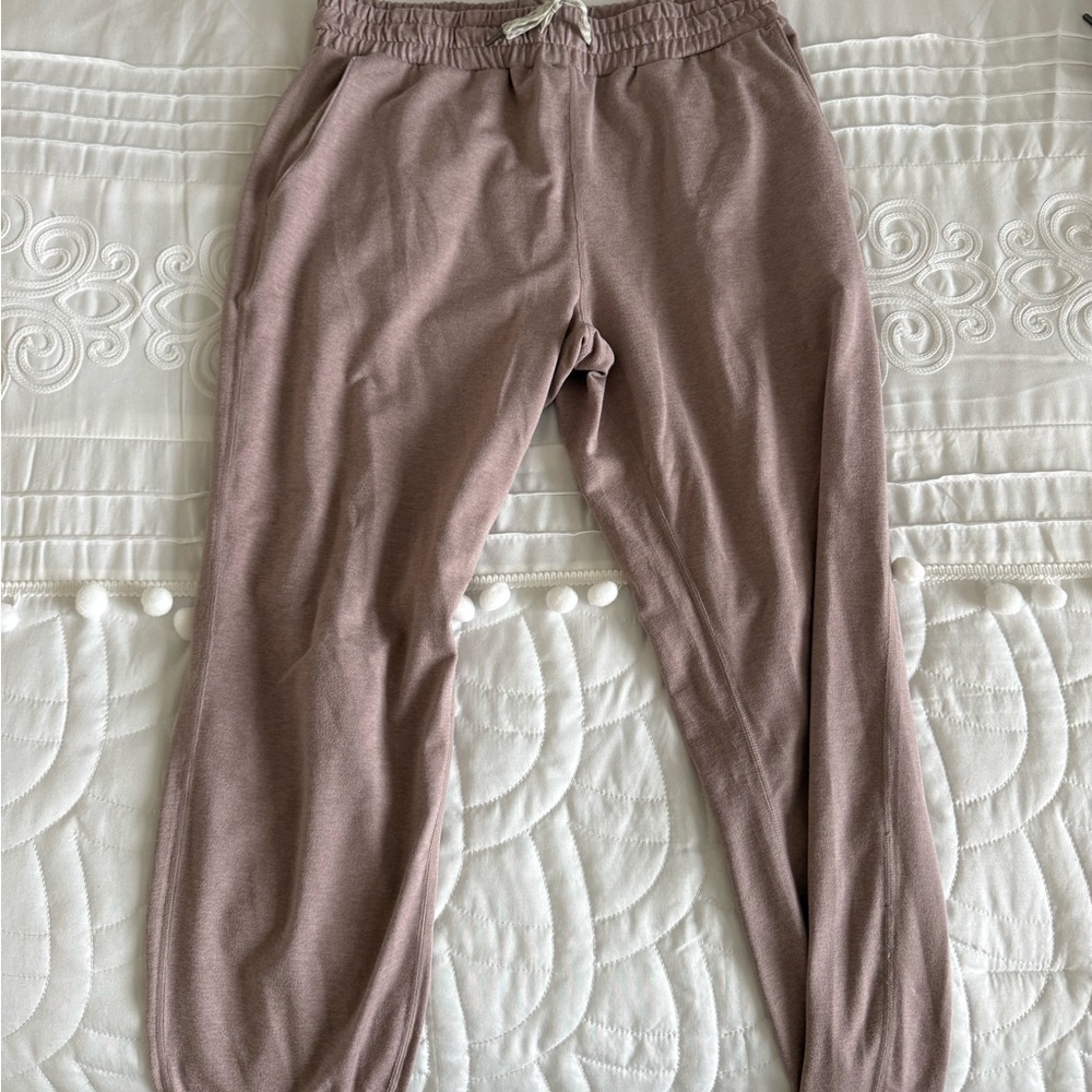 Vuori Performance Jogger